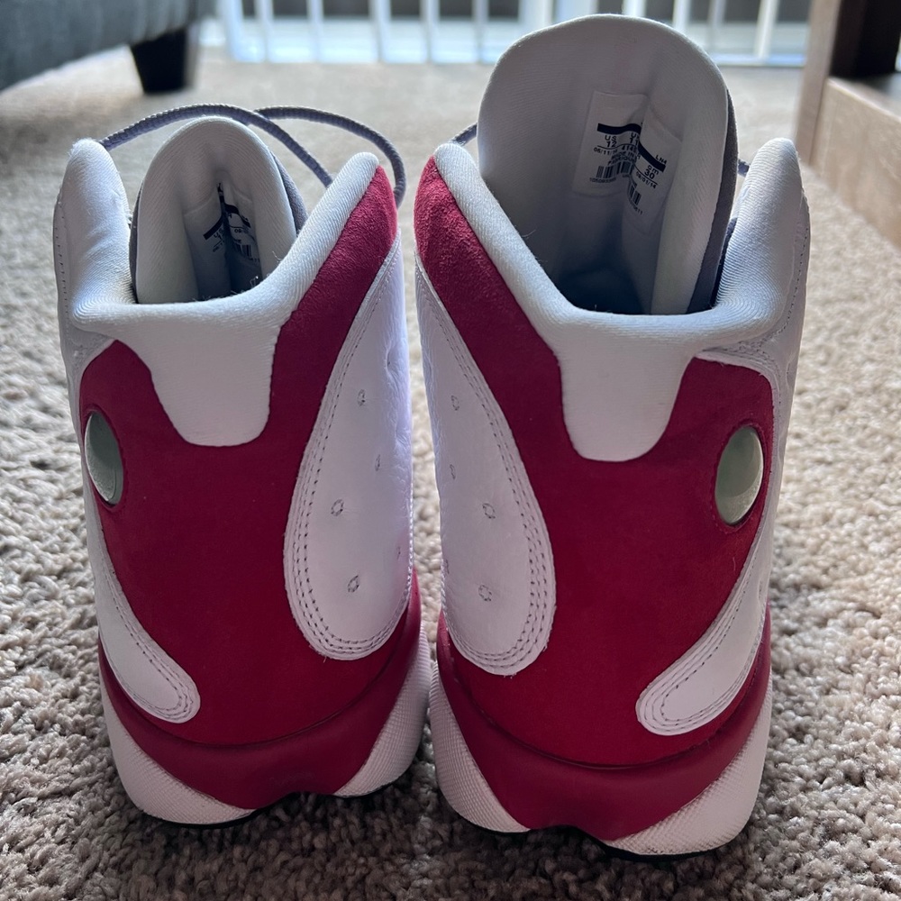 Nearly New Air Jordan 13 Grey Toes. Original box / been in a sealed bagging - Picture 4 of 5
